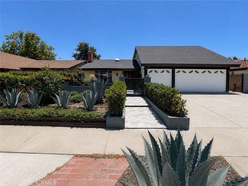 210 W Alton Ave, Santa Ana, CA, 92707 | Card Image