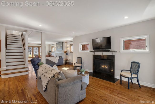 797 Washington Rd, House other with 5 bedrooms, 4 bathrooms and null parking in Grosse Pointe MI | Image 8