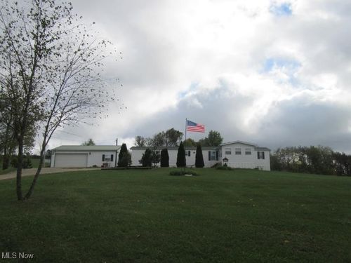 980 Sunflower Rd, New Concord, OH, 43762-9247 | Card Image
