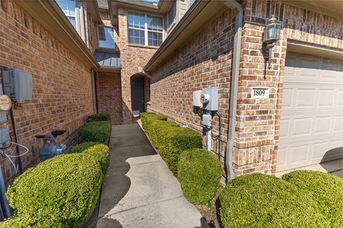 1809 Branch Trl, Carrollton, TX, 75007-1486 | Card Image
