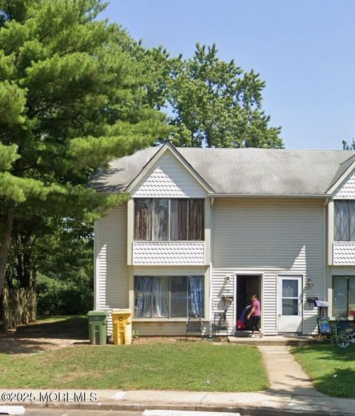 158 Governors Rd, Lakewood, NJ, 08701-1461 | Card Image