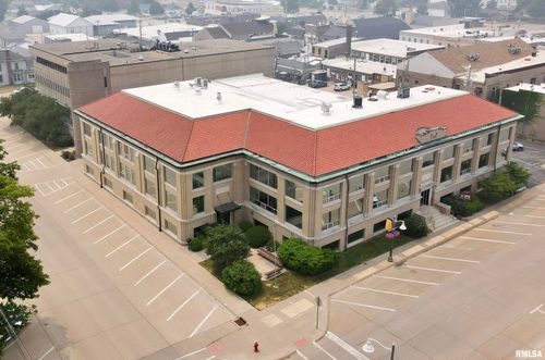 apt-307-509 9th St, De Witt, IA, 52742-1371 | Card Image