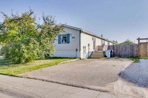105 Hoehne Street, Fort Mcmurray, AB, T9K2K8 | Card Image
