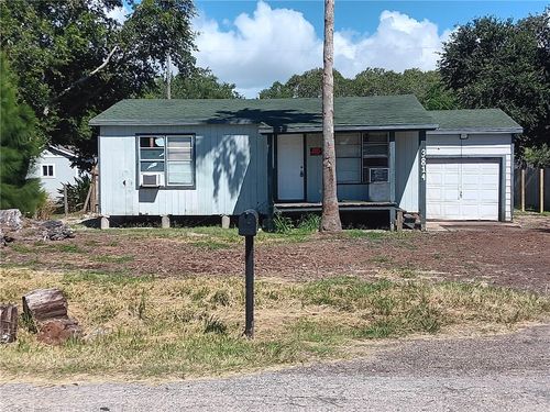 3814 Sweet Bay Dr, Corpus Christi, TX, 78418-3047 | Card Image