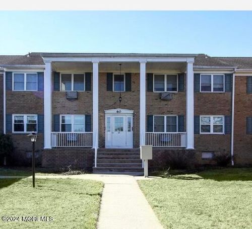 e-60 Manchester Ct, Freehold, NJ, 07728-3223 | Card Image