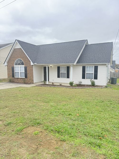 1247 Shannon Ln, LA VERGNE, TN, 37086-2582 | Card Image