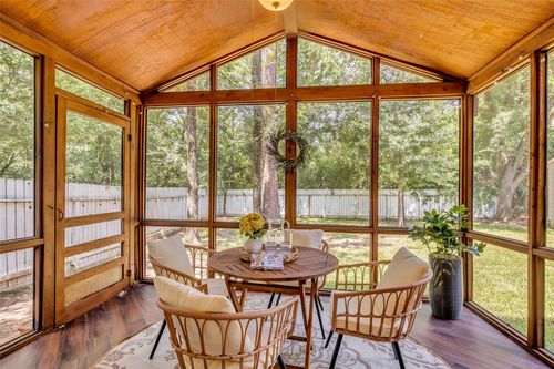 259 E Rainbow Ridge Cir, The Woodlands, TX, 77381-3085 | Card Image