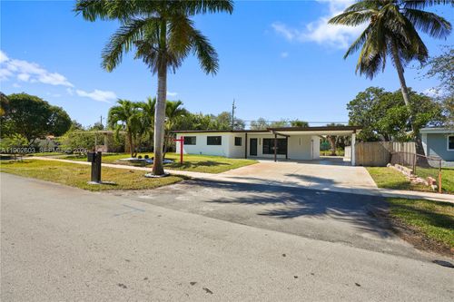 451 Sw 38th Ter, Fort Lauderdale, FL, 33312-1846 | Card Image