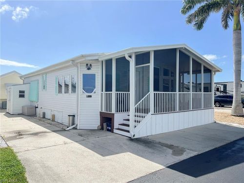 11117 Stardust Dr, FORT MYERS, FL, 33908 | Card Image