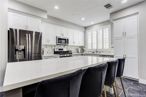 unit-102-625 Savi Dr, Corona, CA, 92878-4103 | Card Image