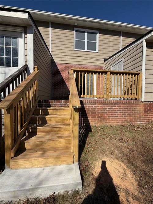 apt-b-2250 Kings Gate Cir, Snellville, GA, 30078-3684 | Card Image