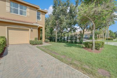 5957 Monterra Club Drive, Townhouse with 3 bedrooms, 2 bathrooms and null parking in Lake Worth FL | Image 3