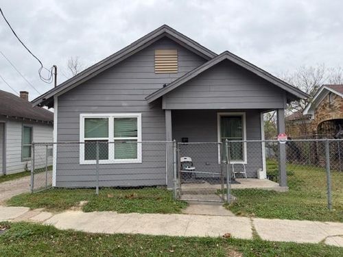 3231 Holman St, Houston, TX, 77004-3512 | Card Image