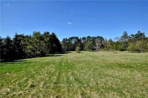 4192 Vivian Rd, Cedar Valley, ON, L0G1E0 | Card Image