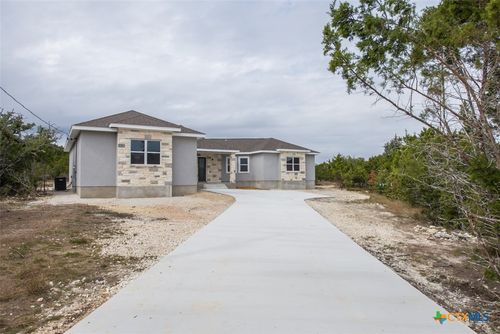 143 Native Pecan, Canyon Lake, TX, 78133-4769 | Card Image