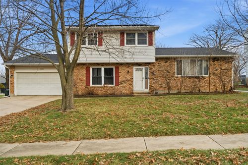 4656 Northwood Dr Ne, Cedar Rapids, IA, 52402-2325 | Card Image