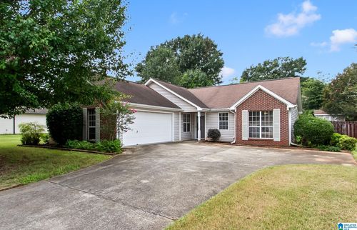1714 Bradford Ln, BESSEMER, AL, 35022-8305 | Card Image