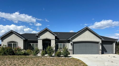 11227 Quiver Ln, Pasco, WA, 99301-5481 | Card Image