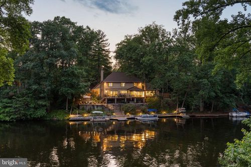 3431 Greentree Dr, FALLS CHURCH, VA, 22041-1436 | Card Image