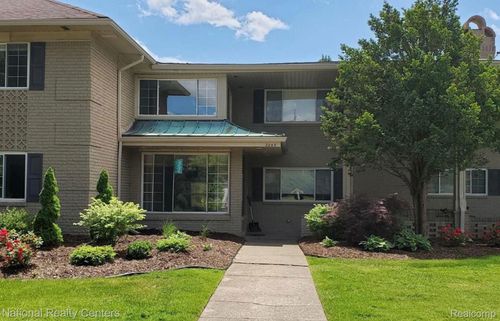 unit-58-2245 Walton Blvd, Rochester Hills, MI, 48309-1429 | Card Image