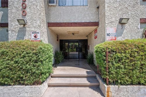 204-8800 Cedros Ave, Panorama City, CA, 91402-5801 | Card Image