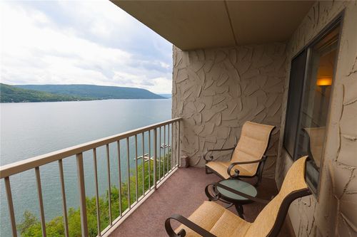 167 Cliffside Dr, Canandaigua, NY, 14424-8809 | Card Image