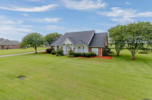 212 Chateau Dr, Lockport, LA, 70374-3475 | Card Image