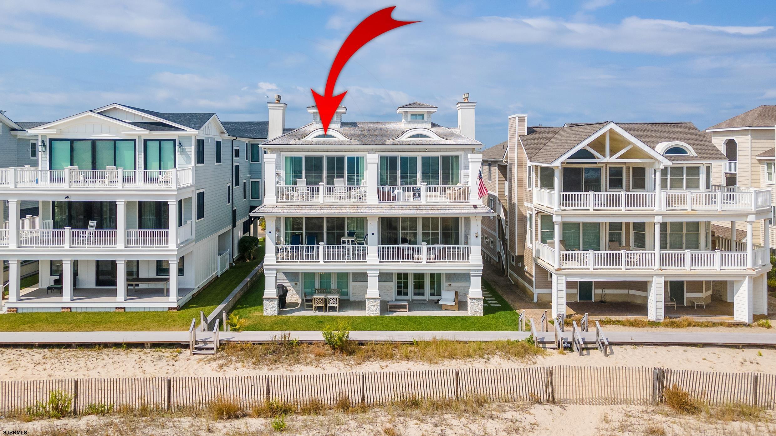 Wesley Ave, Ocean City, NJ 08226