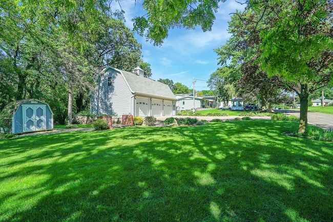 3 car detached garage perfect hobby shop or turn it into a guest house. | Image 38