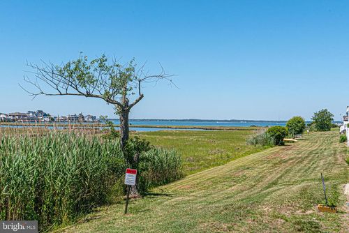 c-137 Jamestown Rd, OCEAN CITY, MD, 21842-7609 | Card Image