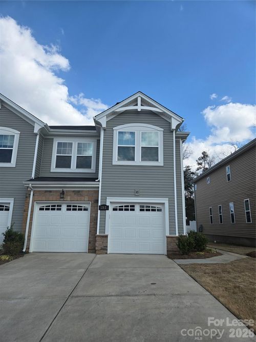 12121 Gambrell Dr, Charlotte, NC, 28278-8587 | Card Image