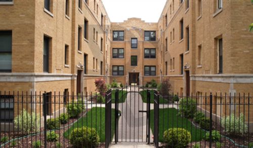 3e-2615 N Spaulding Ave, Chicago, IL, 60647-1425 | Card Image