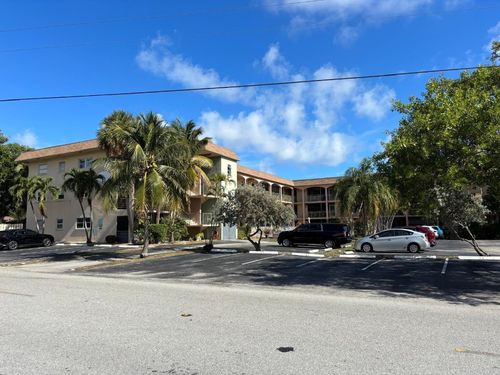 303-100 Se 6th Ave, Pompano Beach, FL, 33060-7256 | Card Image