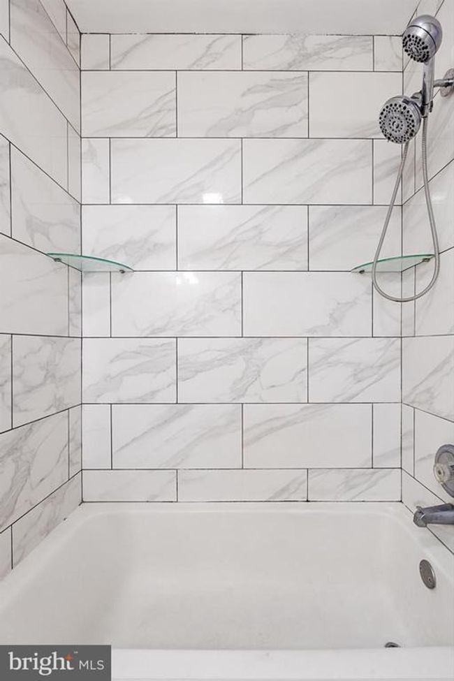 APT-4M7 - 275 Green St, Condo with 2 bedrooms, 1 bathrooms and null parking in BEVERLY NJ | Image 23