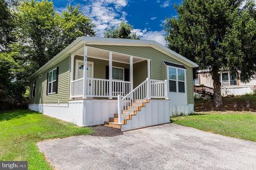 92 Cherokee Dr, WINDSOR, PA, 17366-9685 | Card Image