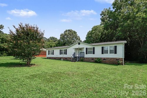 373 Laney St, Concord, NC, 28027-4121 | Card Image