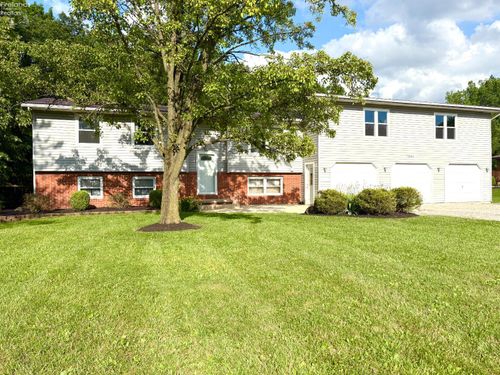 1007 Overlook Dr, Willard, OH, 44890-9699 | Card Image