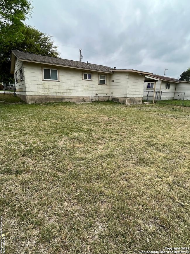 627 Baltzell Ave, House other with 3 bedrooms, 1 bathrooms and null parking in San Antonio TX | Image 12