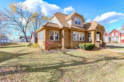 127 N 2nd St, Tomahawk, WI, 54487-1242 | Card Image