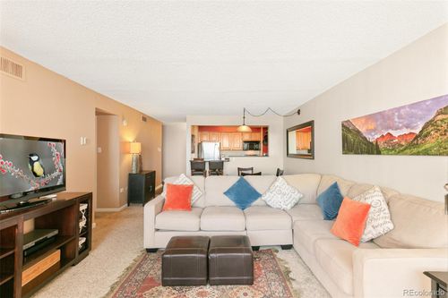 apt-16a-1020 15th St, Denver, CO, 80202-2307 | Card Image