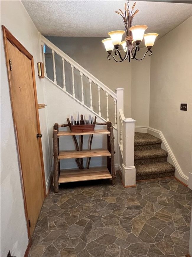 25 Jennifer St, House other with 3 bedrooms, 2 bathrooms and 1 parking in Leechburg PA | Image 15