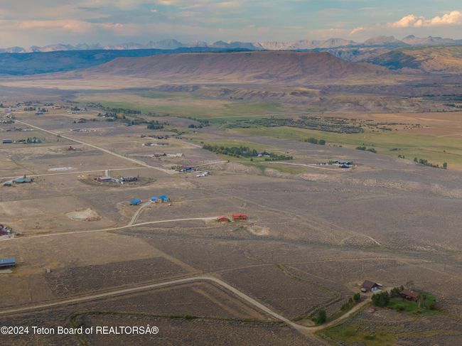 5 Black Bear Rd, House other with 5 bedrooms, 2 bathrooms and null parking in Pinedale WY | Image 8