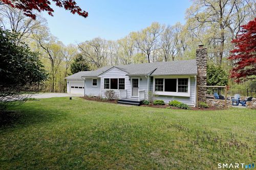 39 Seventy Acre Rd, Redding, CT, 06896-2703 | Card Image