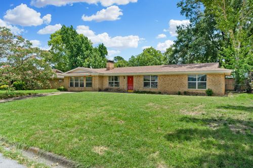 1309 N Mill St, Bowie, TX, 76230-2819 | Card Image