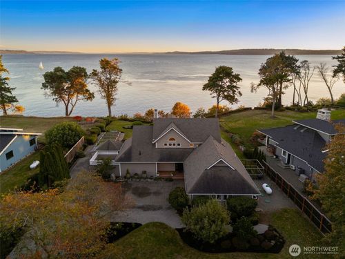 12388 Ne Marine View Dr, Kingston, WA, 98346-9159 | Card Image
