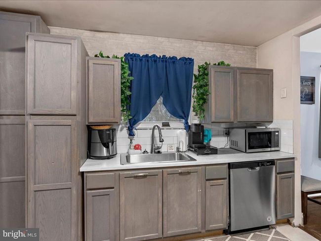 9401 Old Laurel Bowie Rd, House other with 4 bedrooms, 2 bathrooms and null parking in BOWIE MD | Image 12