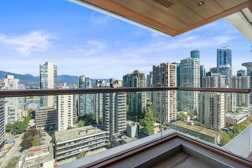2104-1482 Robson St, Vancouver, BC, V6G0E4 | Card Image