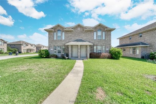2323 Autumn Chase Loop, College Station, TX, 77840-5138 | Card Image