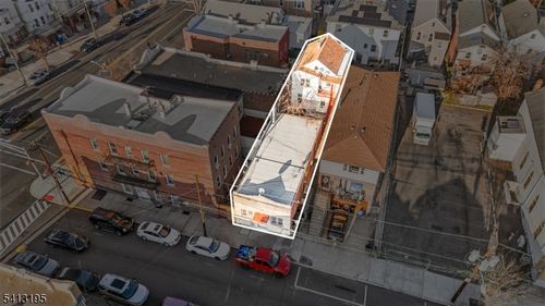 99 W 21st St, Bayonne, NJ, 07002-2617 | Card Image