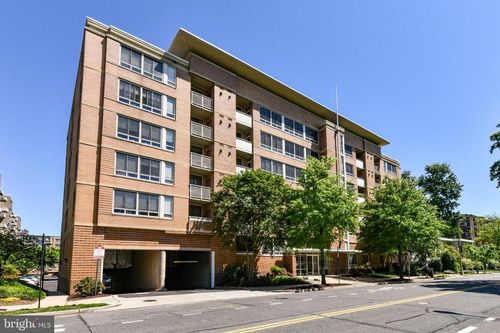 s-102-355 I St Sw, WASHINGTON, DC, 20024-4230 | Card Image